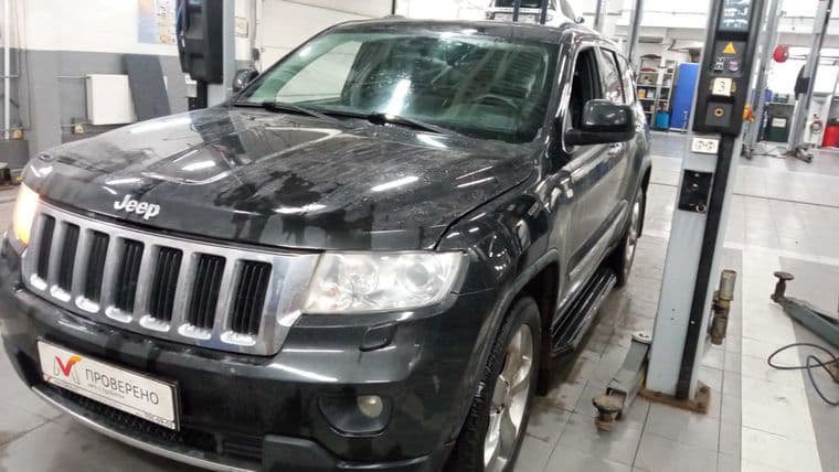 Jeep Grand Cherokee, 2011