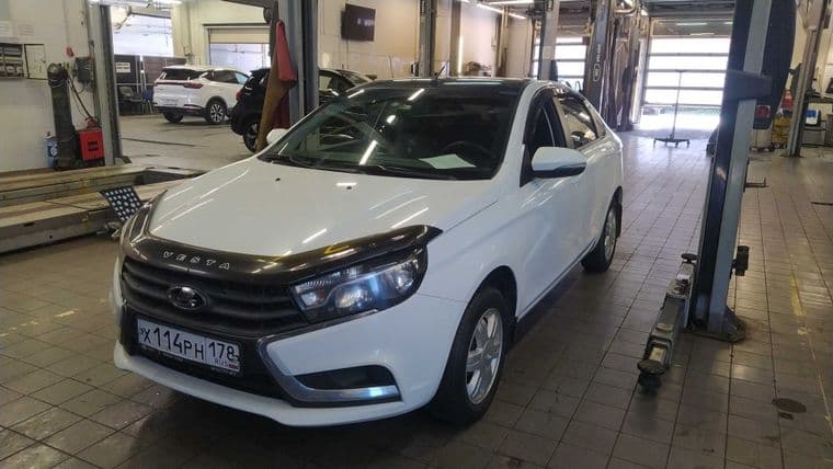 ВАЗ (LADA) Vesta 2017 года, 122 106 км - вид 1