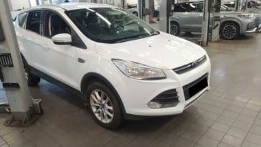 Ford Kuga 2015 года, 143 552 км - вид 2