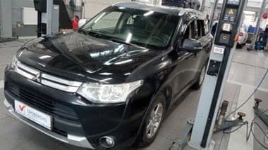 Mitsubishi Outlander 2014 года, 179 189 км - вид 1
