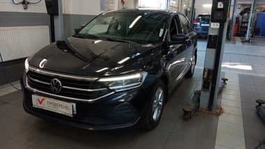 Volkswagen Polo 2020 года, 152 000 км - вид 1