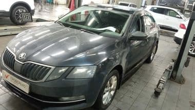 Skoda Octavia 2018 года, 205 100 км - вид 1
