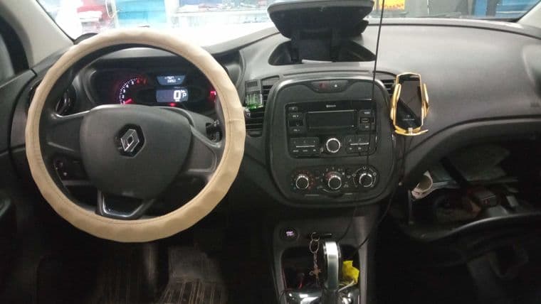 Renault Kaptur, 2018 - вид 4