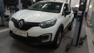 Renault Kaptur 2017 года, 75 655 км - вид 1