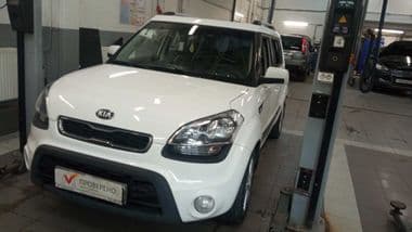 KIA Soul 2014 года, 191 542 км - вид 1
