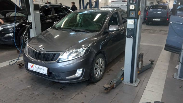 Kia Rio 2013 года, 92 085 км - вид 1
