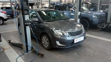 Kia Rio 2013 года, 92 085 км - вид 2