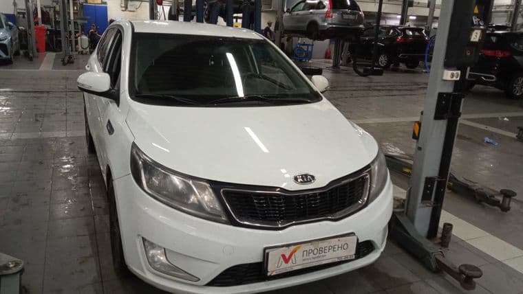 KIA Rio 2012 года, 148 000 км - вид 2