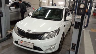 KIA Rio 2012 года, 148 000 км - вид 1
