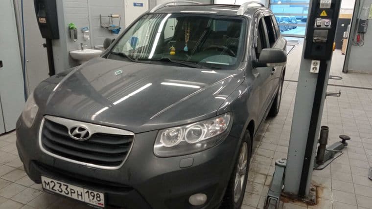 Hyundai Santa Fe 2010 года, 264 836 км - вид 1