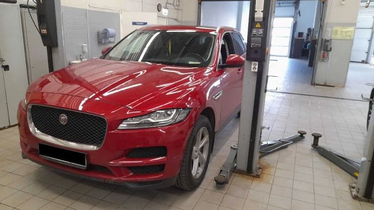 Jaguar F-Pace, 2019
