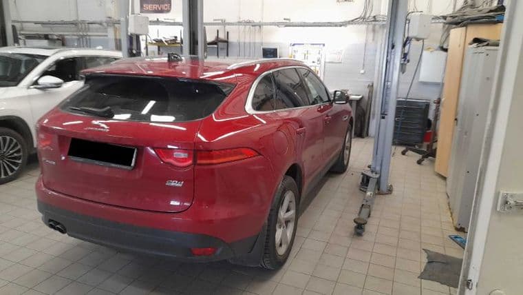 Jaguar F-Pace, 2019 - вид 2