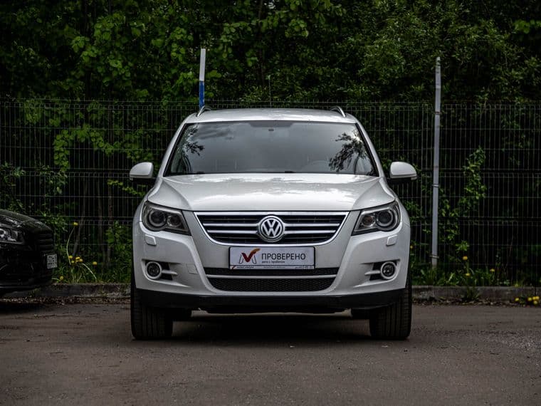 Volkswagen Tiguan, 2010 - вид 2