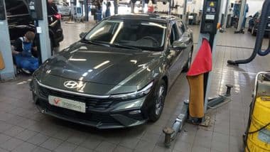 Hyundai Elantra 2023 года, 24 253 км - вид 2