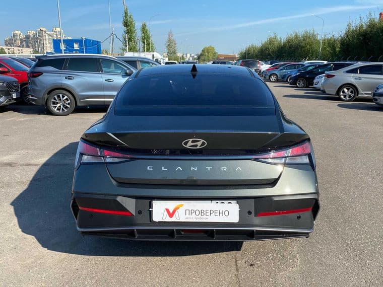 Hyundai Elantra, 2023 - вид 4