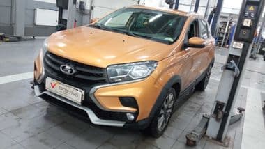 ВАЗ (LADA) XRAY Cross 2021 года, 30 000 км - вид 1