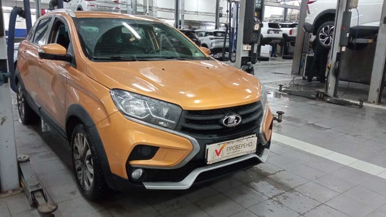ВАЗ (LADA) XRAY Cross 2021 года, 30 000 км - вид 2