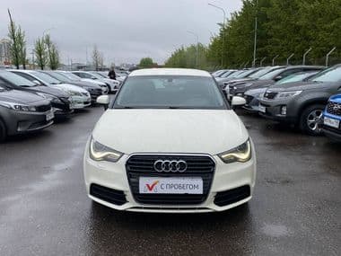 Audi A1 2011 года, 104 815 км - вид 2