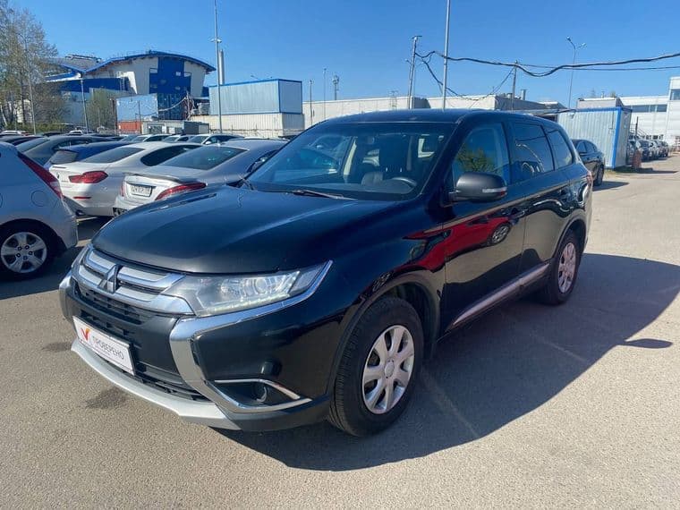 Mitsubishi Outlander, 2015