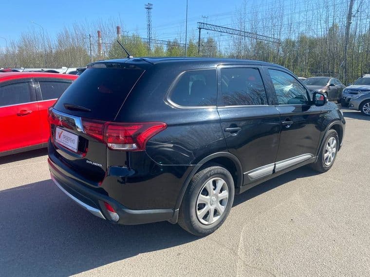 Mitsubishi Outlander, 2015 - вид 3