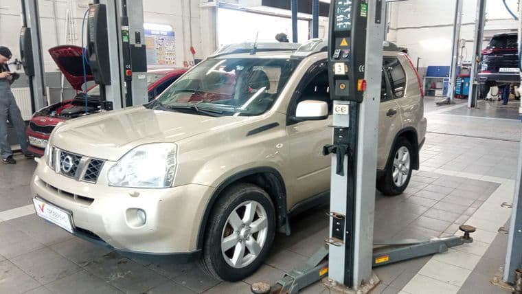 Nissan X-Trail, 2010