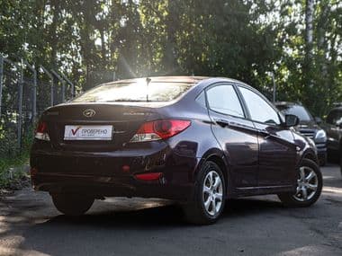 Hyundai Solaris 2012 года, 236 281 км - вид 2