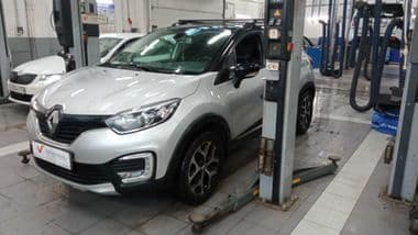 Renault Kaptur 2018 года, 99 989 км - вид 1