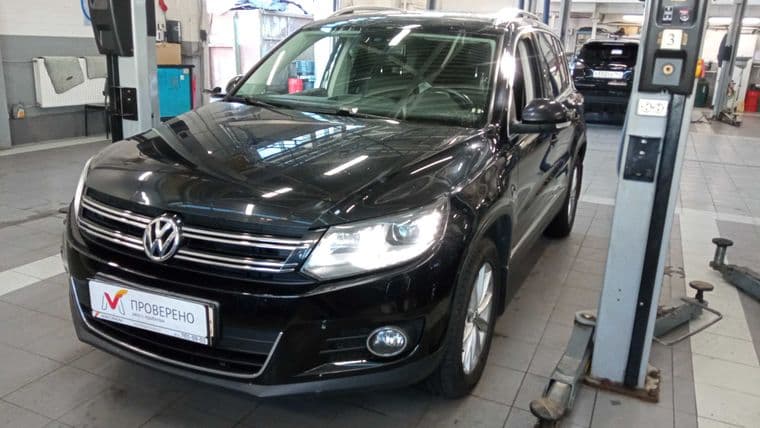 Volkswagen Tiguan, 2012