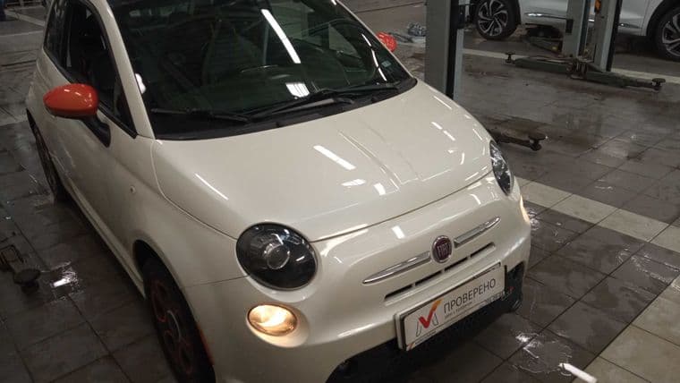 FIAT 500 2017 года, 73 552 км - вид 2