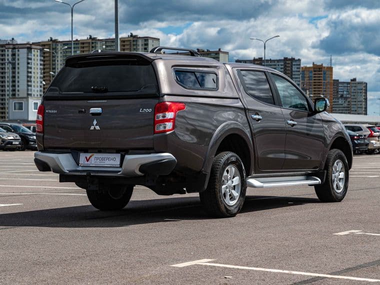 Mitsubishi L200, 2018 - вид 3