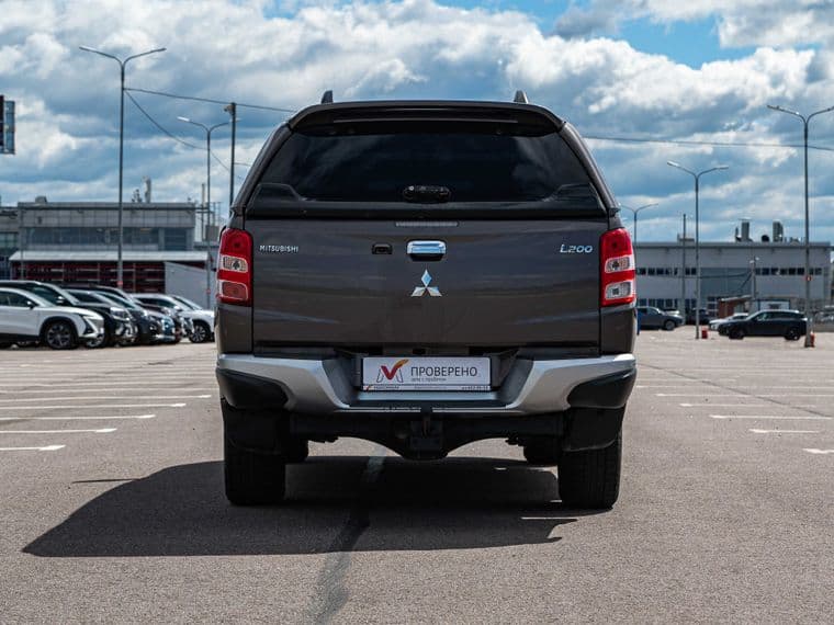 Mitsubishi L200, 2018 - вид 4