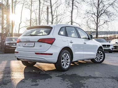 Audi Q5 2013 года, 182 640 км - вид 2