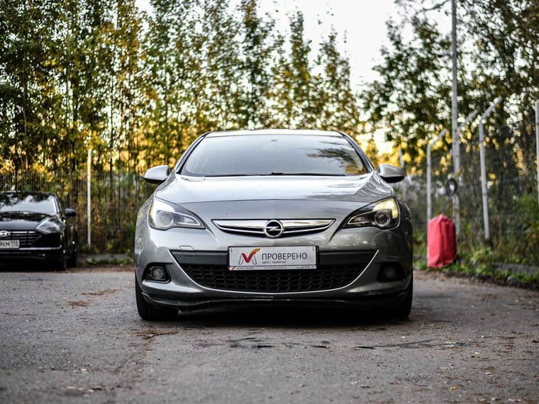 Opel Astra GTC, 2012 - вид 2
