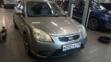 KIA Rio 2011 года, 109 553 км - вид 2