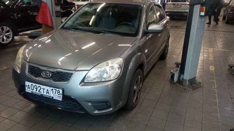 KIA Rio 2011 года, 109 553 км - вид 1