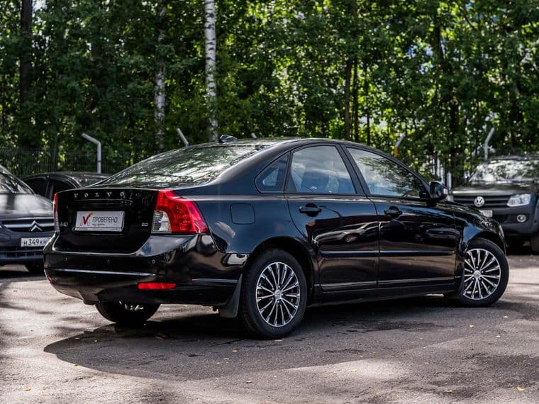 Volvo S40 2011 года, 105 810 км - вид 2