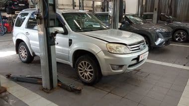 Ford Escape 2008 года, 379 064 км - вид 2