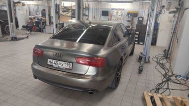 Audi A6 2013 года, 229 719 км - вид 2