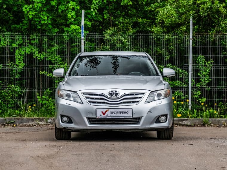 Toyota Camry, 2010 - вид 2