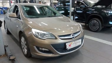 Opel Astra 2012 года, 162 758 км - вид 2