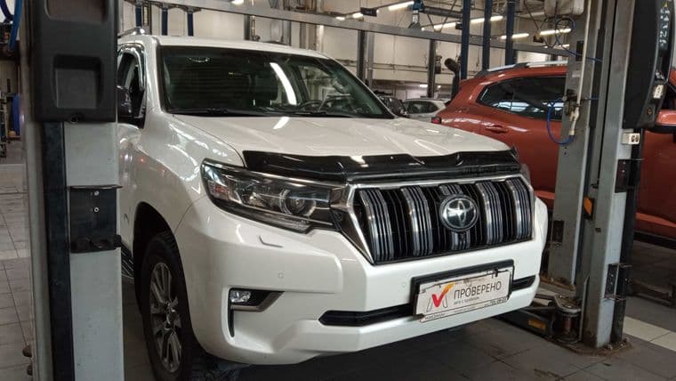 Toyota Land Cruiser Prado 2018 года, 101 381 км - вид 2