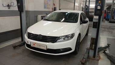 Volkswagen Passat CC 2013 года, 226 469 км - вид 1