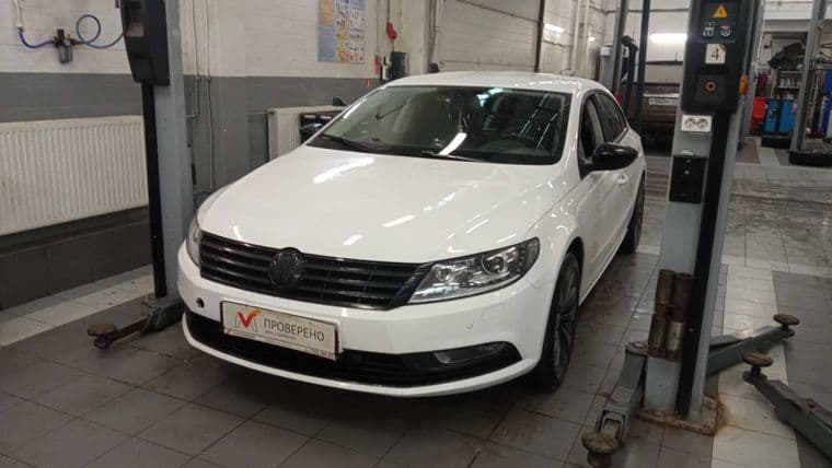 Volkswagen Passat CC 2013 года, 226 469 км - вид 1