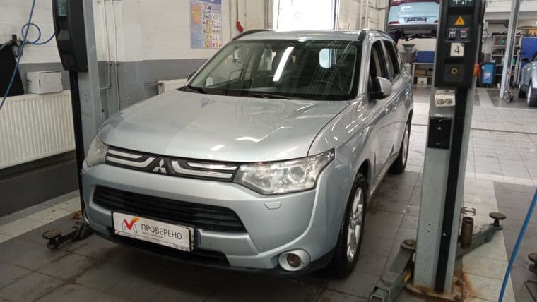 Mitsubishi Outlander 2012 года, 244 595 км - вид 1