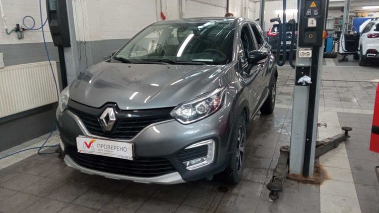 Renault Kaptur 2018 года, 95 802 км - вид 1