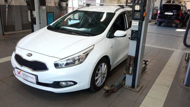 Kia Ceed, 2013