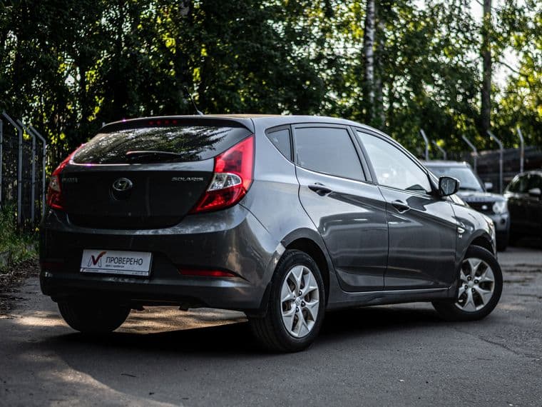Hyundai Solaris 2015 года, 138 141 км - вид 2