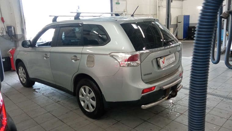 Mitsubishi Outlander, 2014 - вид 4