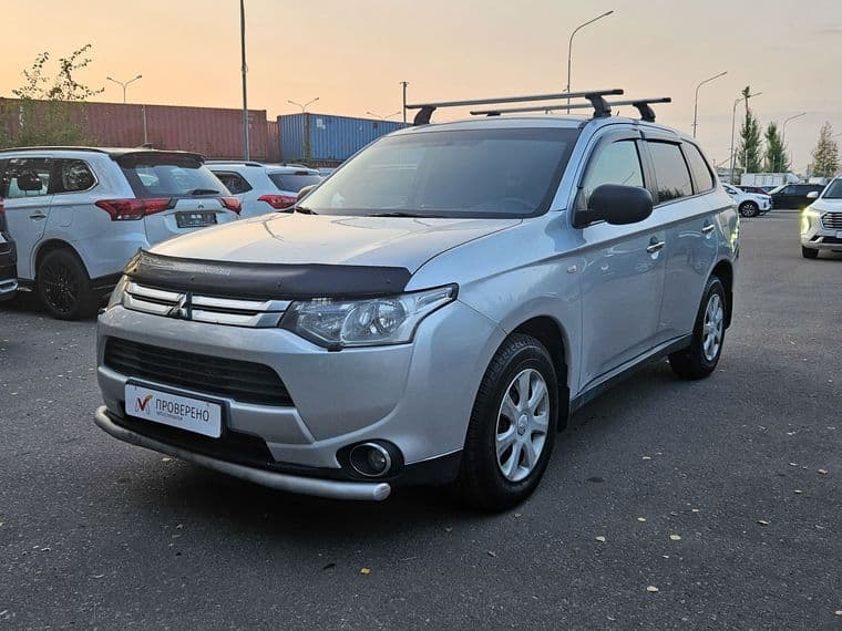 Mitsubishi Outlander, 2014