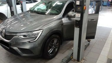 Renault Arkana 2021 года, 186 000 км - вид 1